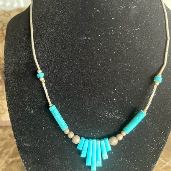 Turquoise necklace - Picture 3 of 8